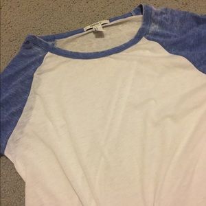 Baseball tee